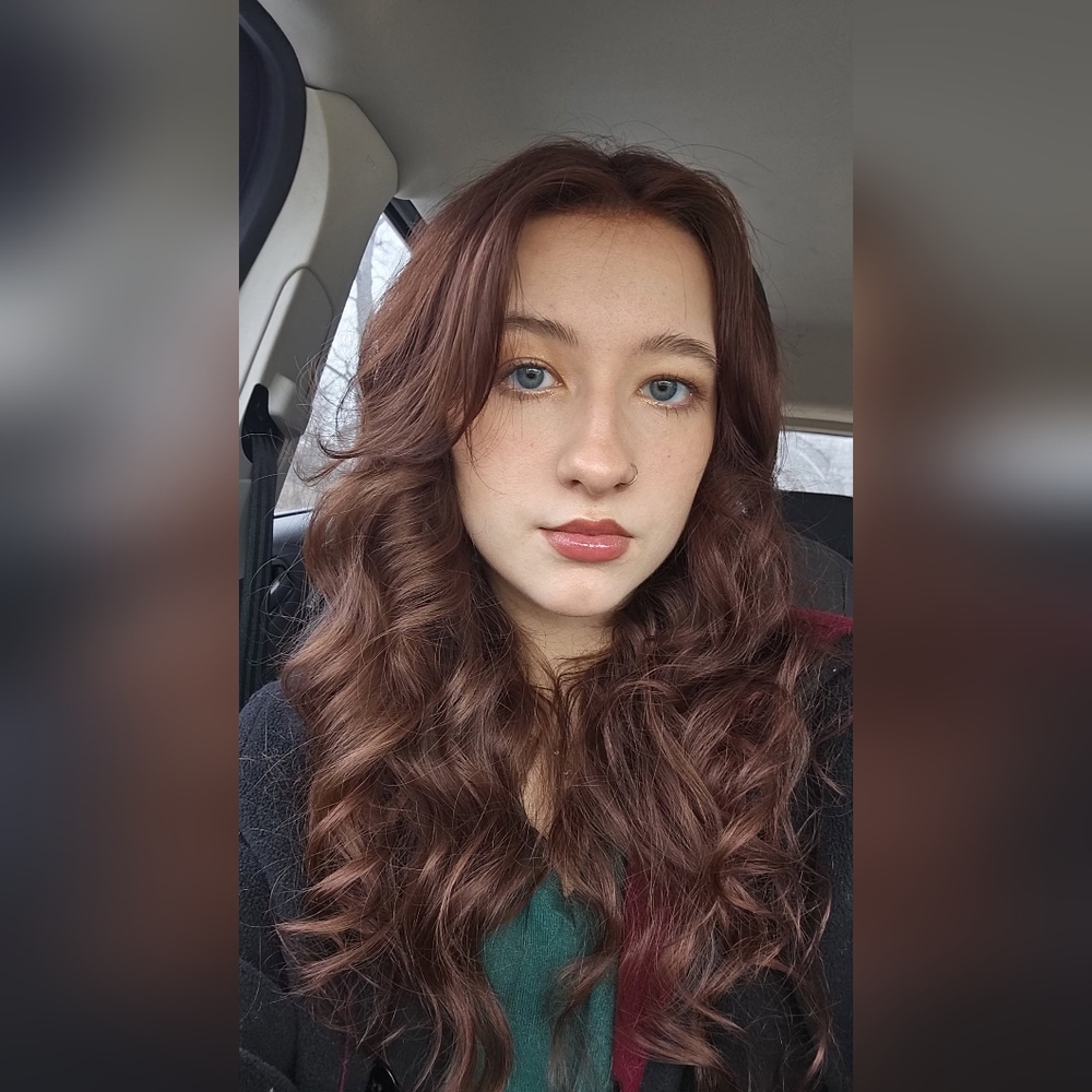 Meet your Posher, Megan